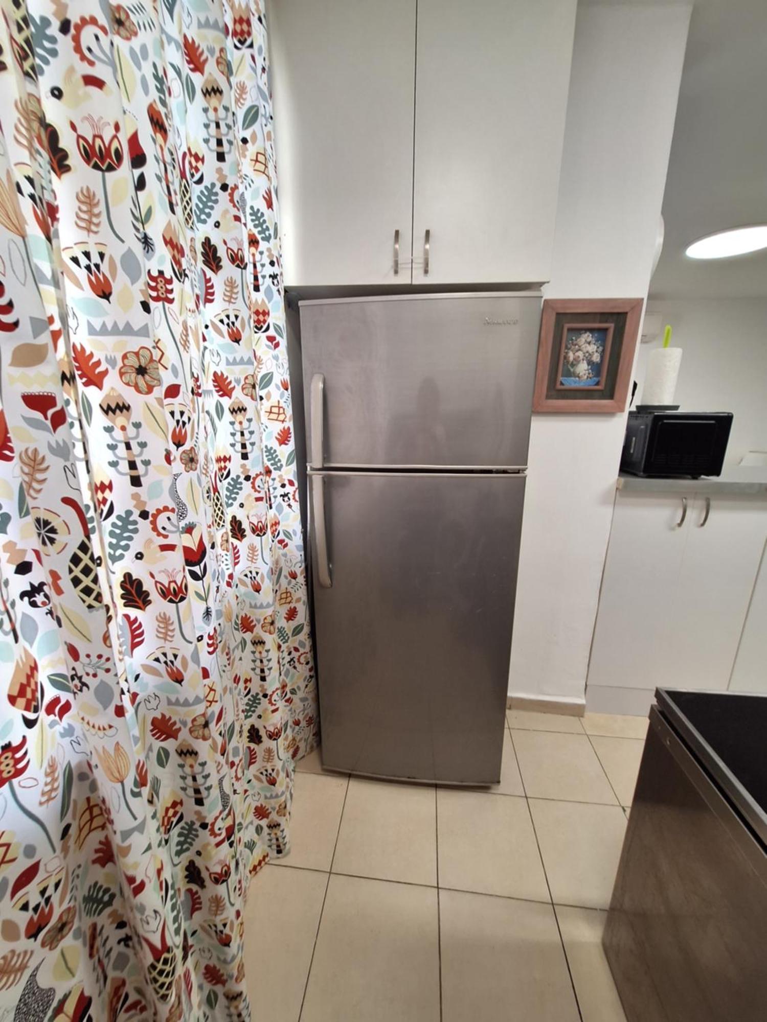 Amazing Apartment For 3 Guests Steps From The Beach Netanya Exterior foto
